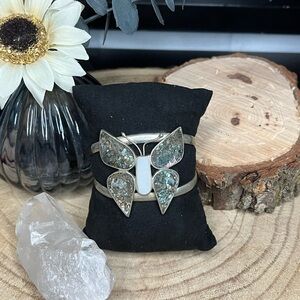 Vintage Mexico Abalone Shell Butterfly Cuff Bracelet